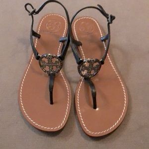 Tory Burch Violet Logo Thong Sandals 8.5